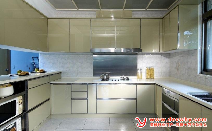 家庭装修挑选的整体厨柜