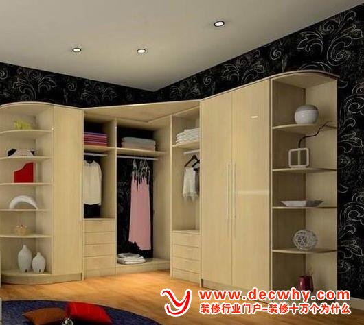 家装让女主人满意的大衣柜