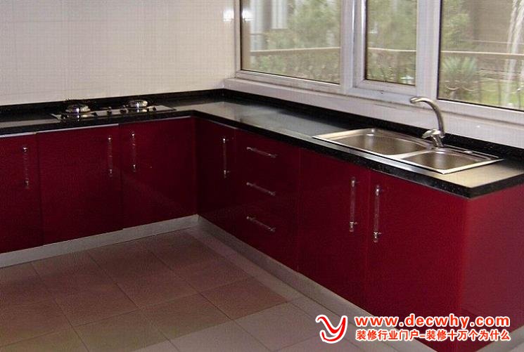 从哪些方面来分辨橱柜质量的优劣