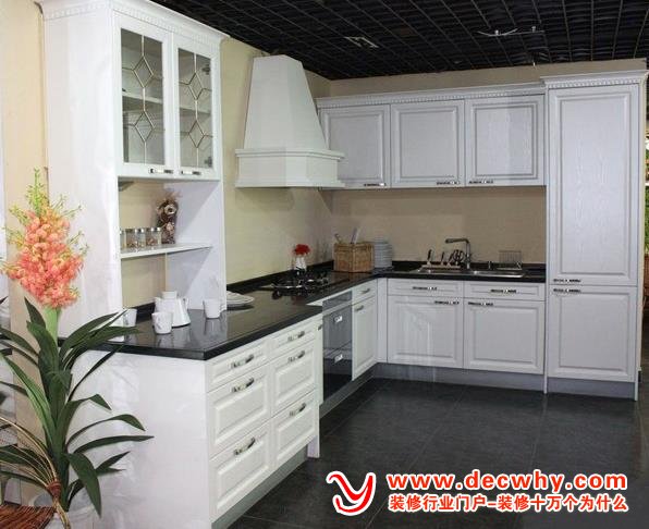 厨房清洁保养的原则